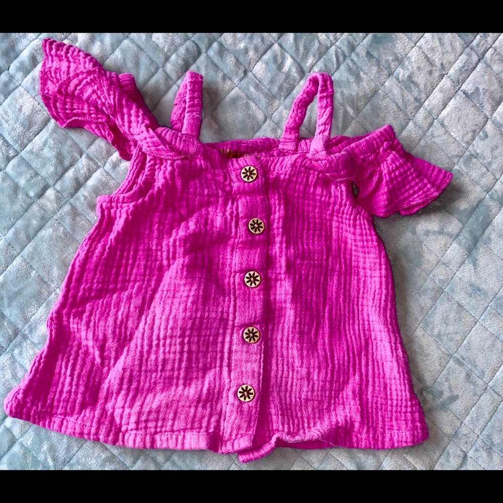 Welcome to Ariana’s closet